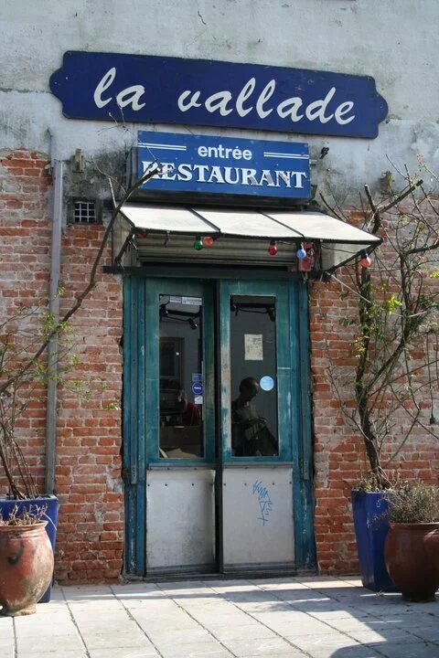 De entree van het restaurant